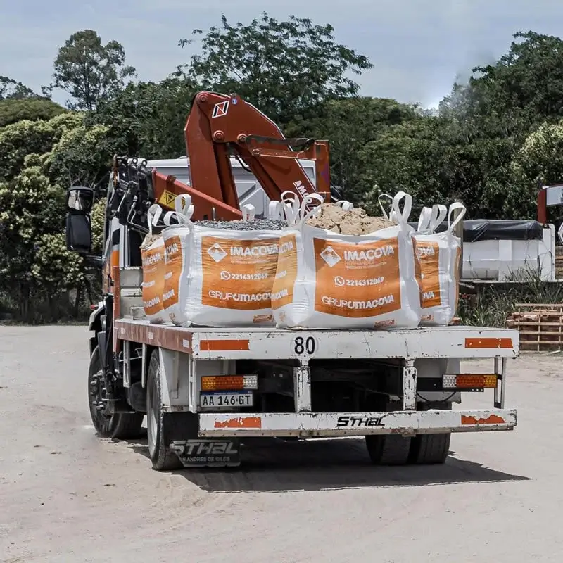 Transporte de materiales de construcción de Imacova